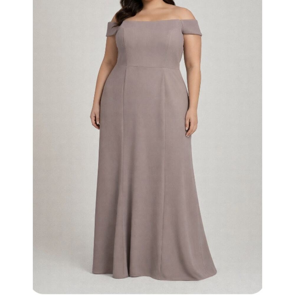 Womens Jenny Yoo Collection Plus Size Off The Shoulder Tan Gown Size 22 EUC!